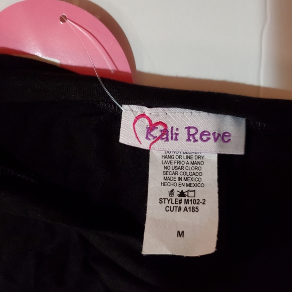 NWT Mommy est. 2023 top - Picture 4 of 4